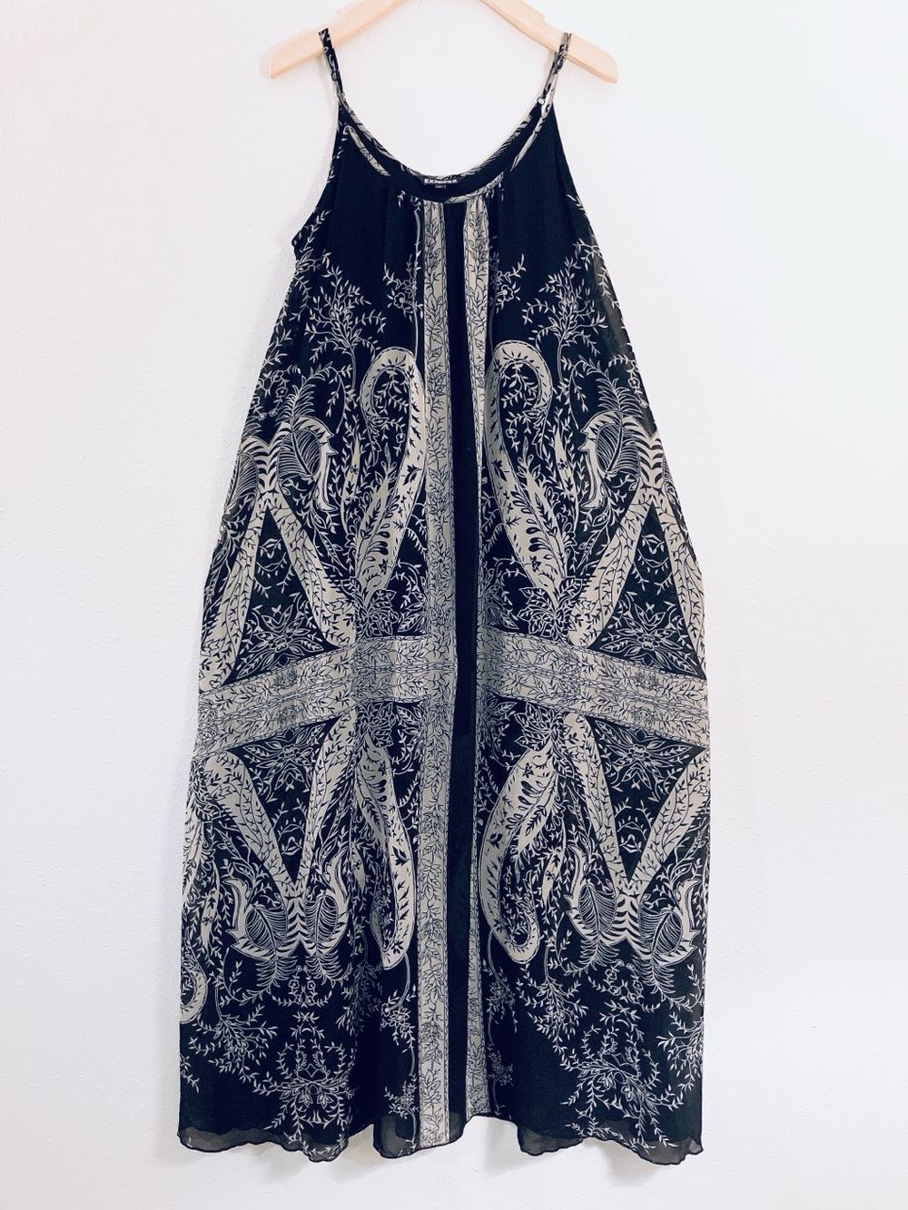 Express Sleeveless Bohemian Black Paisley Maxi Slip Dress Medium Festival Summer - Picture 3 of 8